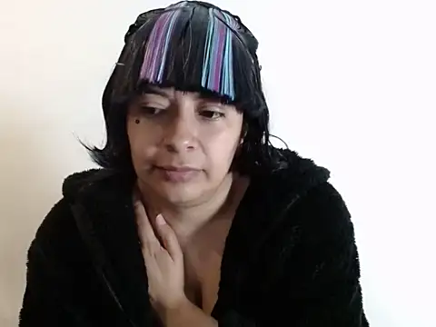 Acelinrose online show from September 30, 2025, 10:20 am