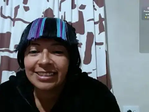 Acelinrose online show from February 8, 2026, 1:20 am