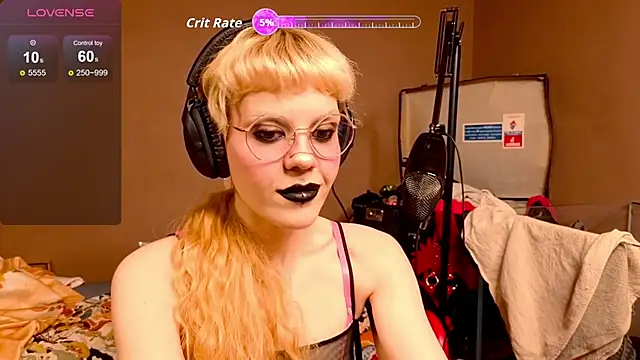 Snapshot of tacodeluxxxe chatting on December 2, 2025, 5:41 pm tacodeluxxxe online show from December 2, 2025, 5:41 pm