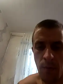 Adidas7217 online show from December 17, 2025, 8:31 am