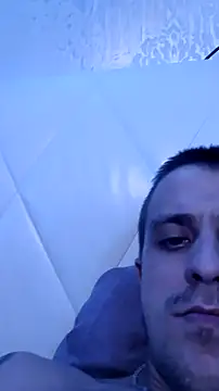 Adidas7217 online show from December 20, 2025, 1:02 am