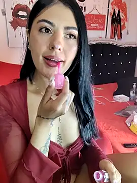 ValeNiitaLuv online show from April 12, 2026, 3:44 am