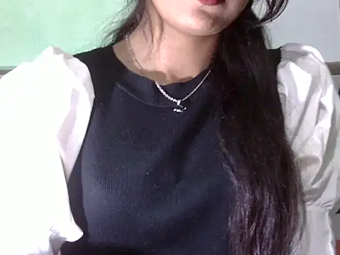 sexy-irm online show from November 17, 2025, 6:19 am