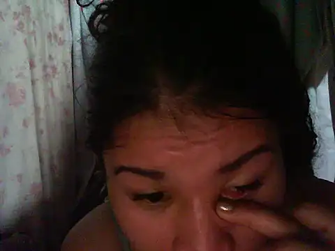 Hot aya0516 online show from October 4, 2025, 11:52 am