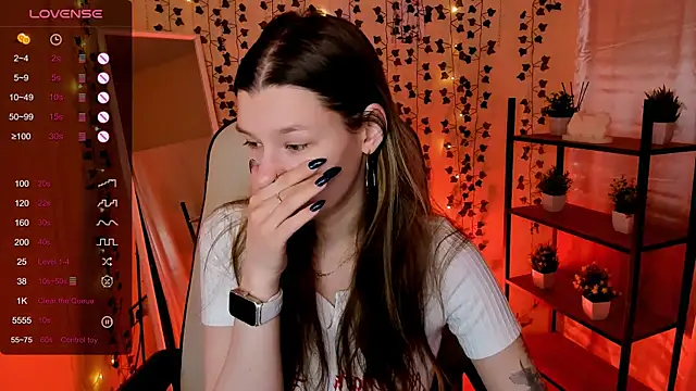 Snapshot of LinaBlossom_ chatting on May 14, 2026, 2:51 am LinaBlossom online show from May 14, 2026, 2:51 am
