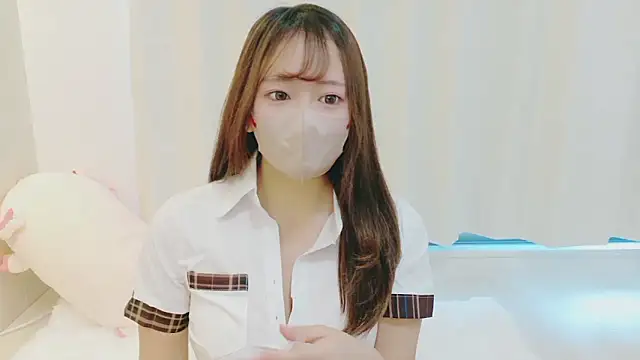 IROHA   online show from November 30, 2025, 5:11 am