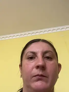 oksana1990 online show from September 23, 2025, 7:00 am