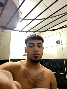 Snapshot of astoperaa chatting on October 15, 2025, 5:57 pm astoperaa online show from October 15, 2025, 5:57 pm