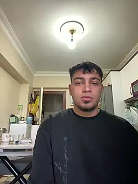 Snapshot of astoperaa chatting on January 17, 2026, 8:52 am astoperaa online show from January 17, 2026, 8:52 am