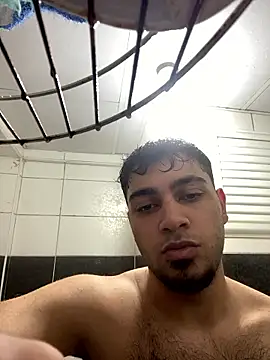 Snapshot of astoperaa chatting on January 18, 2026, 4:00 pm astoperaa online show from January 18, 2026, 4:00 pm