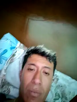 Carlos27hot online show from May 12, 2026, 10:40 pm