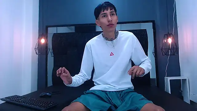 Daniel delux  online show from October 8, 2025, 11:08 am