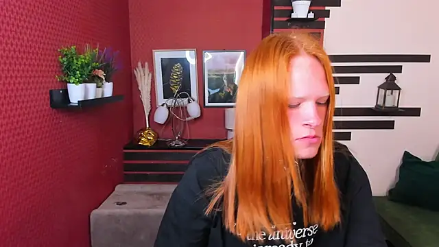 ChloeValentinee online show from September 25, 2025, 9:13 am