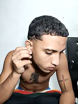 DEIV2  online show from April 7, 2026, 6:14 am