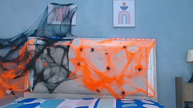 marcus hans  online show from October 6, 2025, 11:51 am