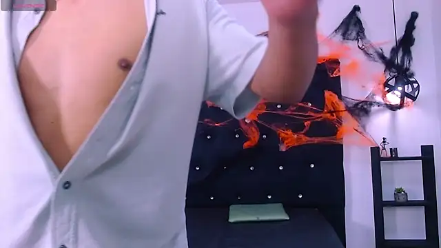 marcus hans  online show from November 1, 2025, 7:27 pm