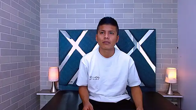 marcus hans  online show from November 7, 2025, 7:25 pm