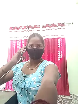 School medam online show from October 5, 2025, 9:07 am