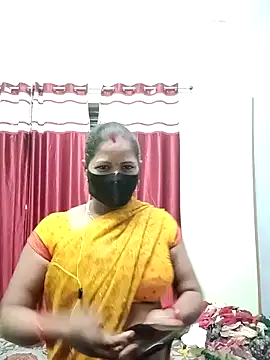 School medam online show from October 17, 2025, 4:09 pm