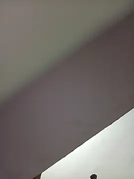 School medam online show from October 31, 2025, 3:35 pm