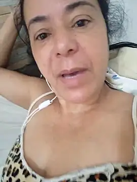 lucineia7 online show from October 29, 2025, 1:46 pm