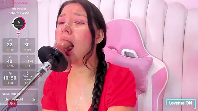 mia celezte online show from November 8, 2025, 12:05 pm