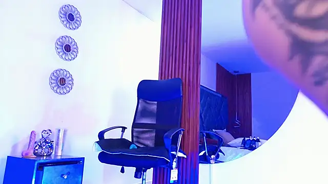 Dafne  Ruiz online show from October 3, 2025, 2:14 pm