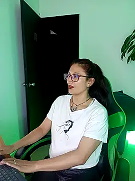 VictoriaSpenser online show from November 14, 2025, 8:18 pm