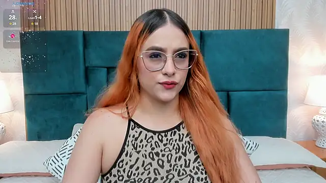 Amber kiss  online show from October 4, 2025, 6:28 pm