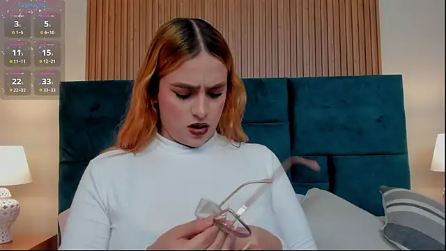 Amber kiss  online show from April 21, 2026, 6:23 pm