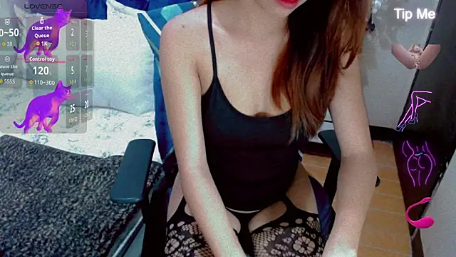 Prettypreggy online show from April 20, 2026, 10:33 pm