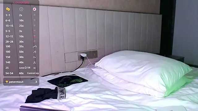 Vaso69  online show from November 1, 2025, 3:14 pm