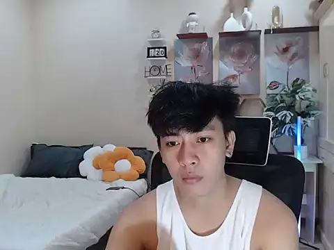 niel cumshow online show from November 23, 2025, 5:13 pm