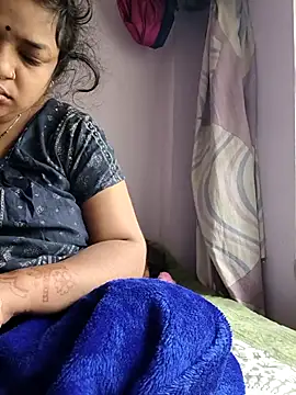 Deborbhavi222 online show from February 15, 2026, 5:26 am