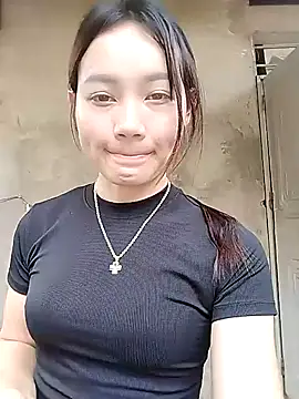 dorothyxx online show from March 24, 2026, 3:44 am