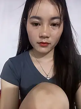 dorothyxx online show from April 19, 2026, 2:05 pm