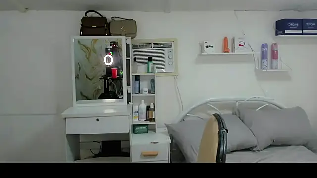 Lovely naughtyLeii online show from March 3, 2026, 5:19 pm