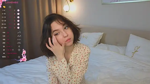 Veyaspace online show from October 18, 2025, 1:23 pm