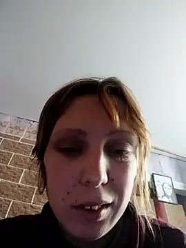 Ponka2011 online show from April 21, 2026, 5:03 am