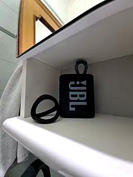 giovan2020 online show from November 23, 2025, 5:13 pm