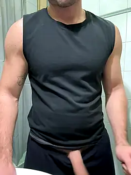 giovan2020 online show from December 4, 2025, 10:40 pm