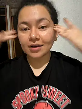 Chubby Licius online show from September 27, 2025, 2:49 am