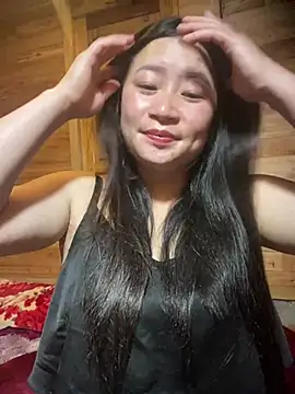 violet-00 online show from March 7, 2026, 3:42 pm