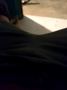 Paradivertirnonacimos online show from October 17, 2025, 3:42 am