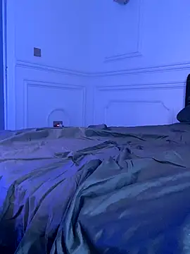 Zola Nooryi online show from September 22, 2025, 4:58 am