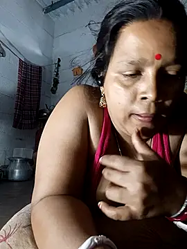 reya743 online show from September 25, 2025, 5:44 am