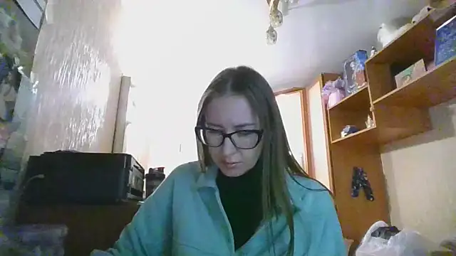 Norivann online show from October 3, 2025, 1:19 pm