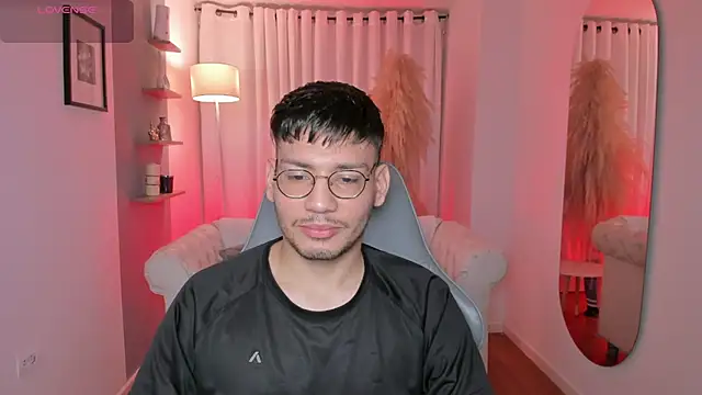 marcuswildx online show from March 31, 2026, 11:54 am