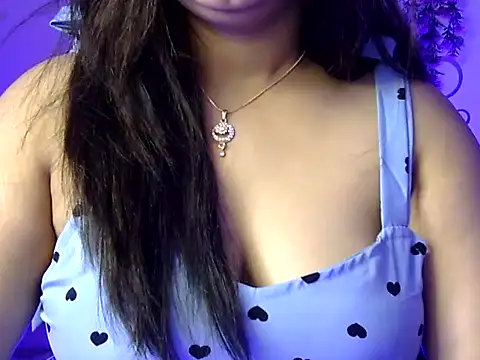 Snapshot of Aaliya02 chatting on April 9, 2026, 3:17 am Aaliya02 online show from April 9, 2026, 3:17 am