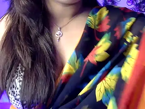Snapshot of Aaliya02 chatting on May 8, 2026, 12:43 pm Aaliya02 online show from May 8, 2026, 12:43 pm